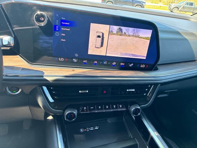 Used 2025 Chevrolet Tahoe LT w/ Advanced Technology Package AWD/4WD image 18