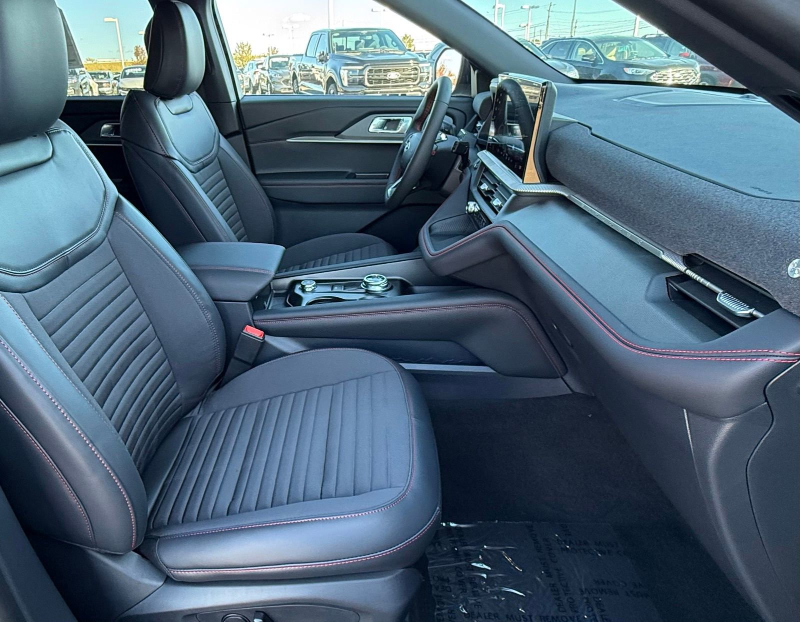 New 2026 Ford Explorer ST-Line image 23