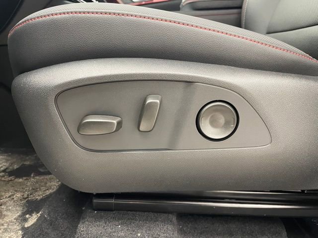 New 2026 Chevrolet Traverse Z71 w/ Driver Confidence Package image 10