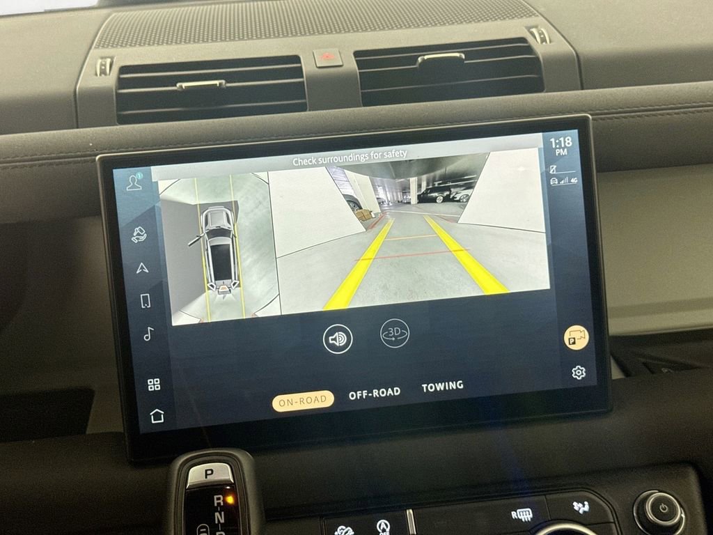 Used 2023 Land Rover Defender 130 SE image 13