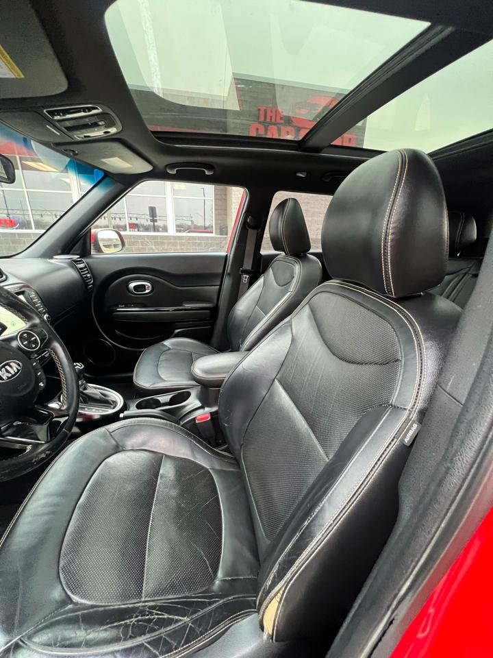 Used 2015 Kia Soul + w/ Primo Package image 12