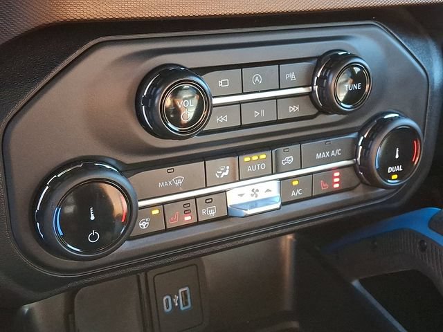 Used 2022 Ford Bronco Outer Banks AWD/4WD image 17
