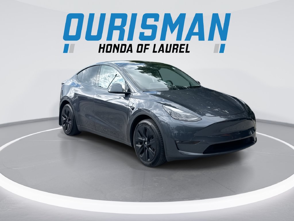 Used 2023 Tesla Model Y Long Range AWD/4WD image 2