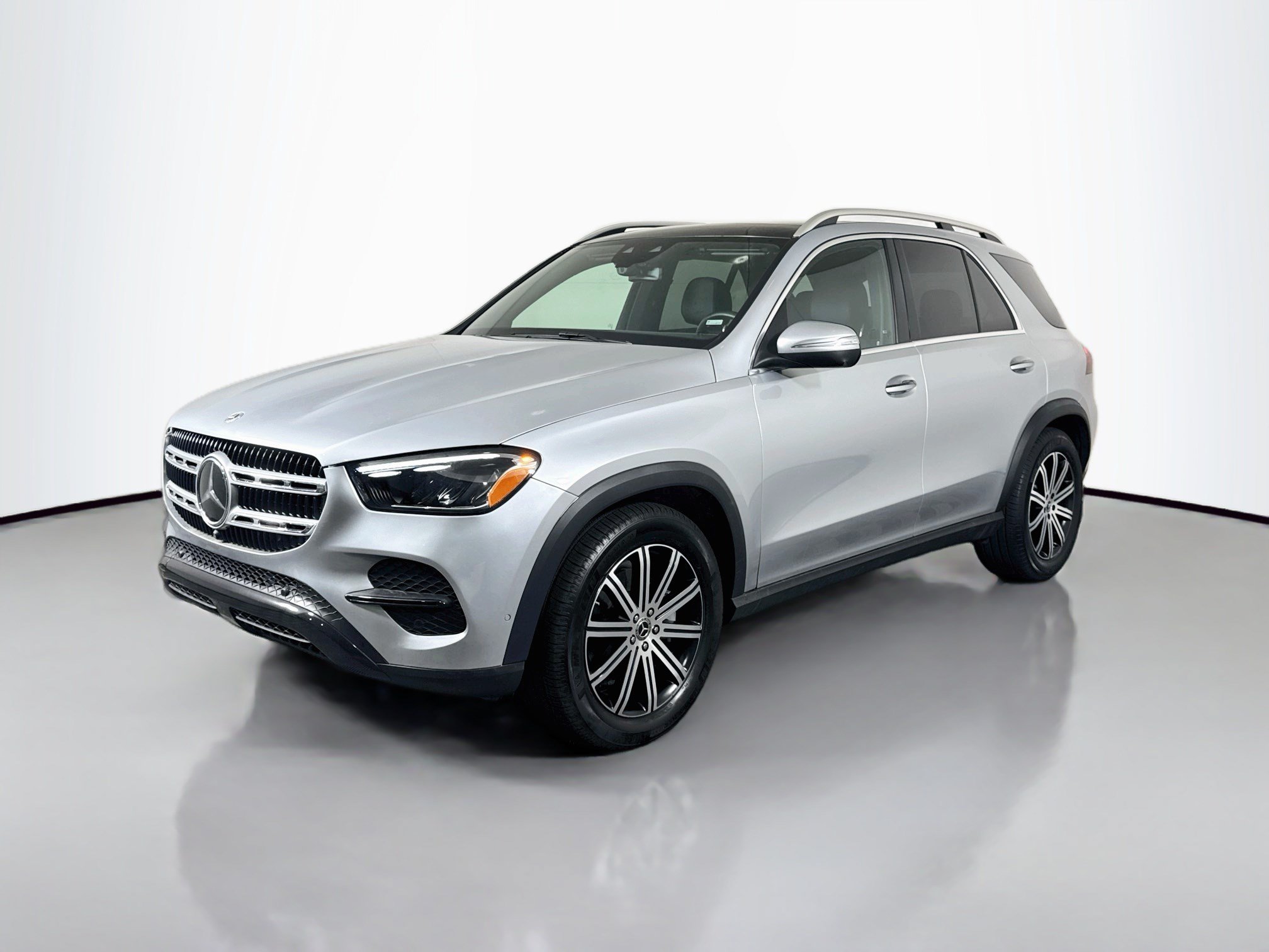 Used 2026 Mercedes-Benz GLE 350 4MATIC image 4