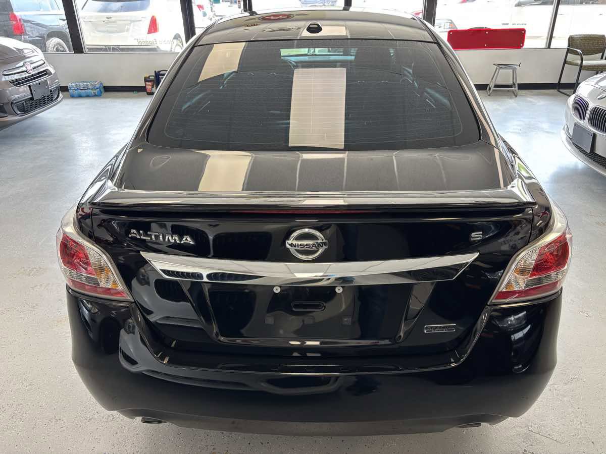 Used 2015 Nissan Altima 2.5 S w/ Special Edition Package FWD image 10