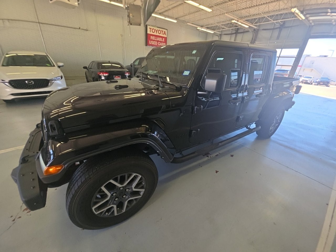 Used 2021 Jeep Gladiator Sport