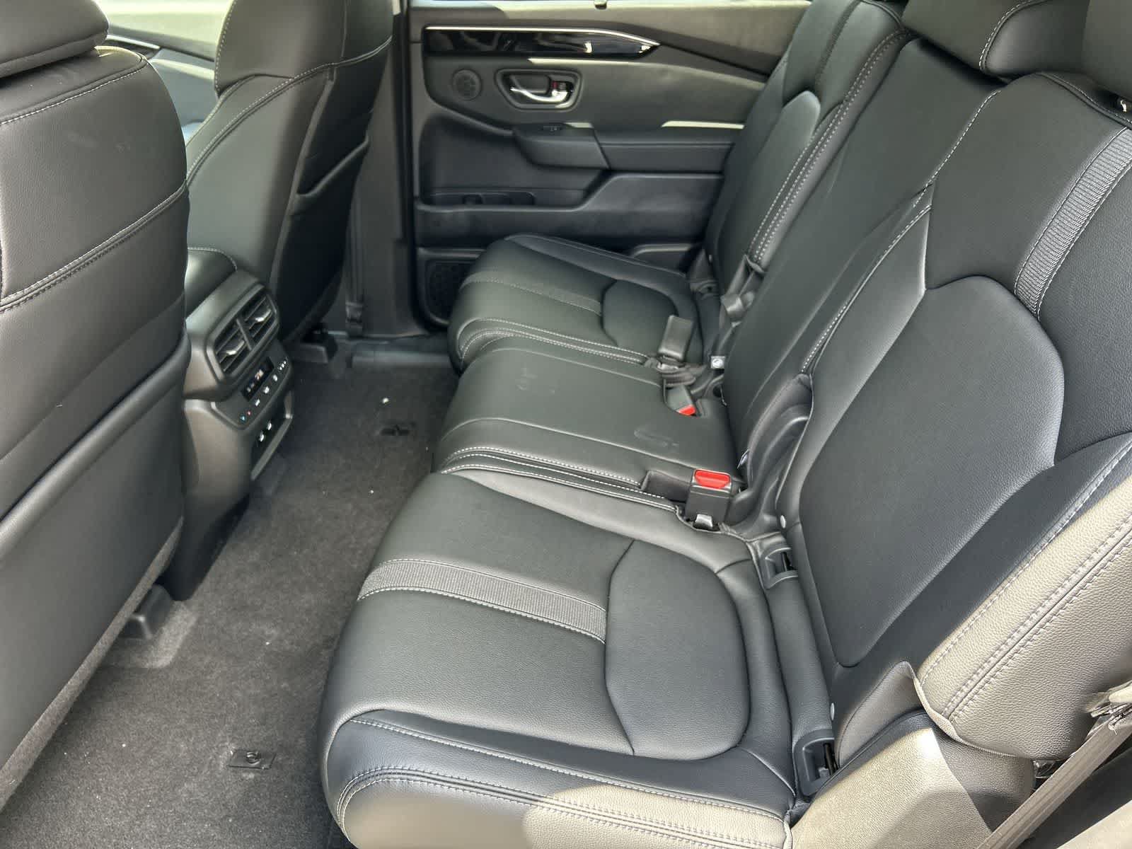 New 2026 Honda Pilot EX-L image 8
