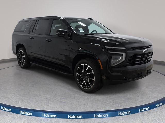 Used 2025 Chevrolet Suburban RST w/ Comfort Package AWD/4WD image 4