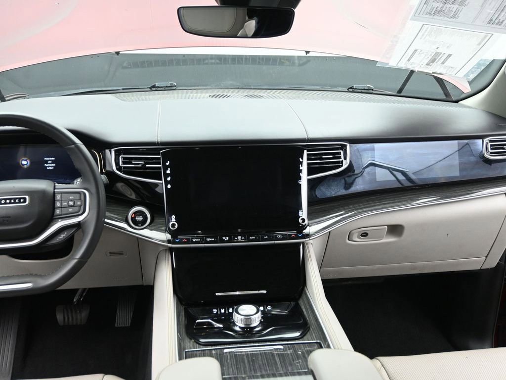 Used 2022 Jeep Wagoneer Series II image 26