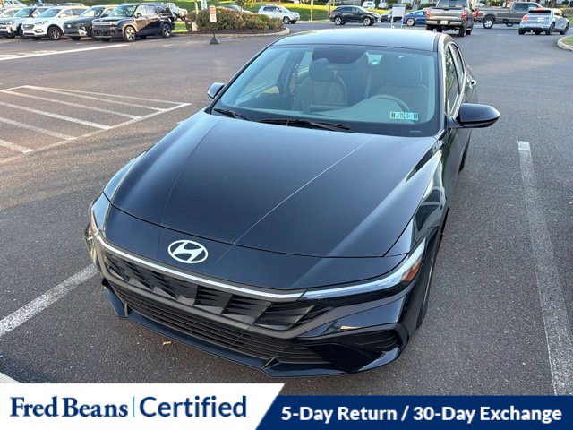 Certified 2025 Hyundai Elantra SE