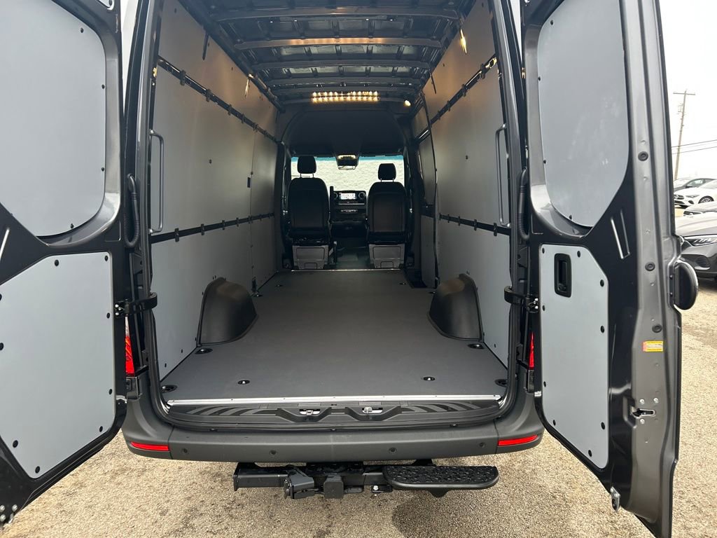 New 2026 Mercedes-Benz Sprinter 2500 image 21