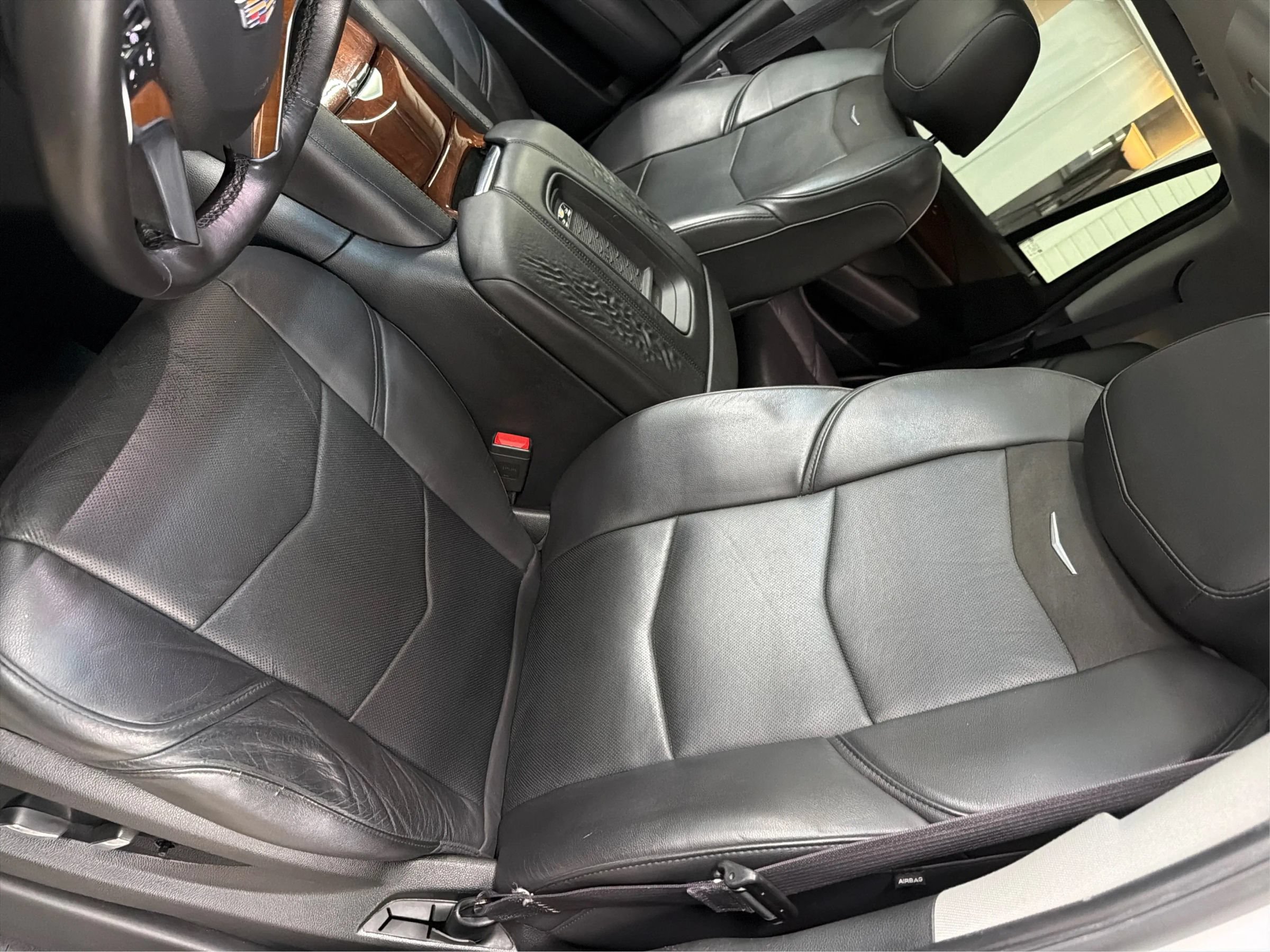 Used 2016 Cadillac Escalade Premium AWD/4WD image 16