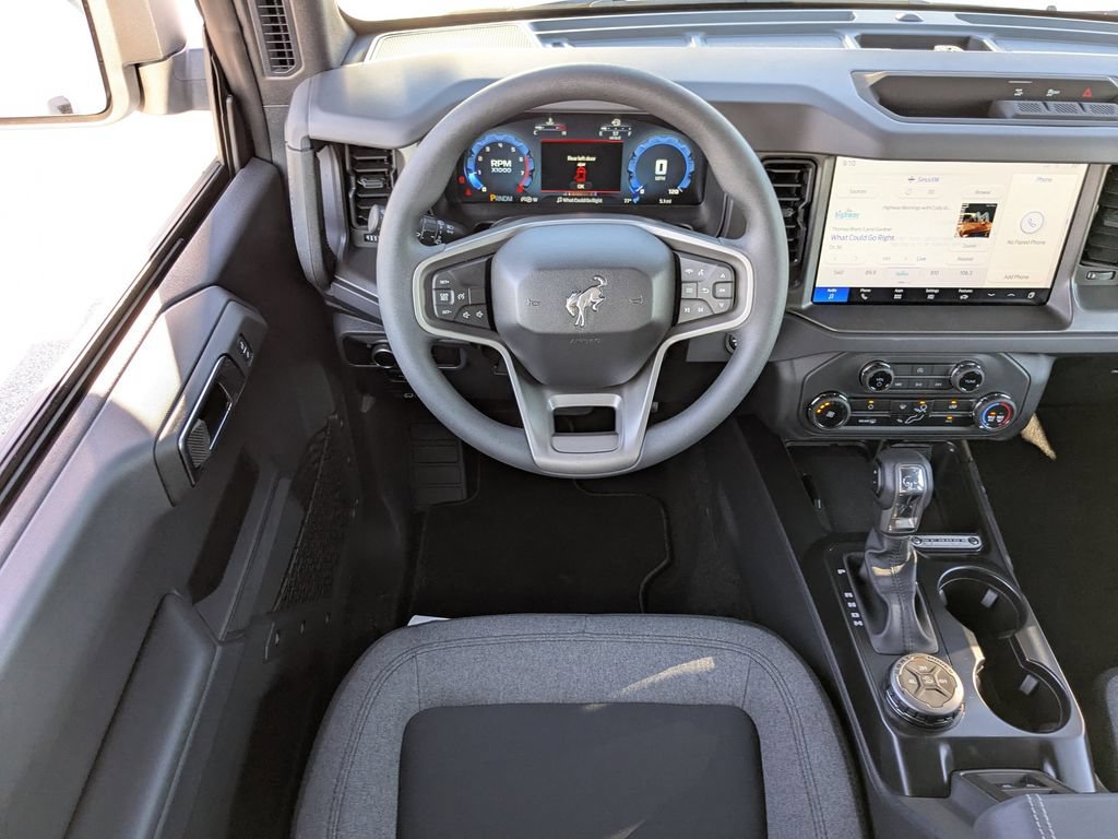 New 2025 Ford Bronco 4-Door AWD/4WD image 15