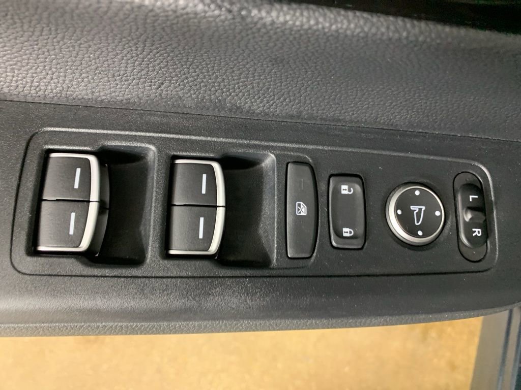 Used 2023 Honda CR-V Sport Touring image 18