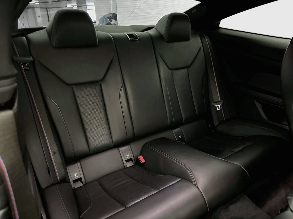 Used 2021 BMW M4 Competition w/ Executive Package RWD image 27