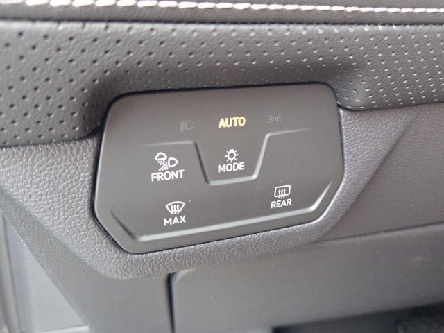 New 2026 Volkswagen Atlas Cross Sport SE FWD image 26