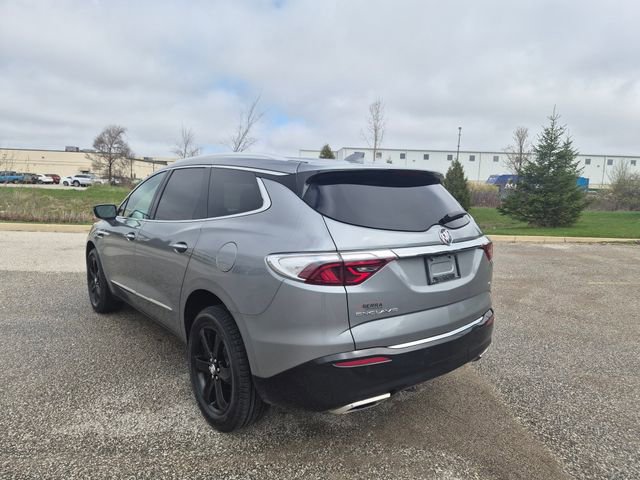 Used 2024 Buick Enclave Essence w/ Experience Buick Package FWD image 7