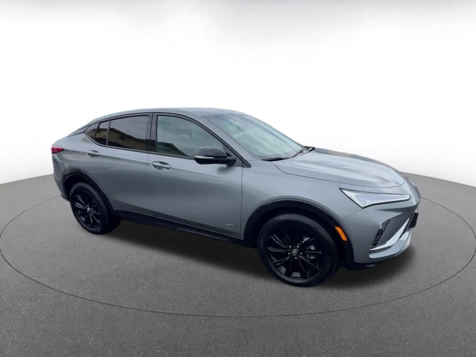 Used 2025 Buick Envista Sport Touring video 2