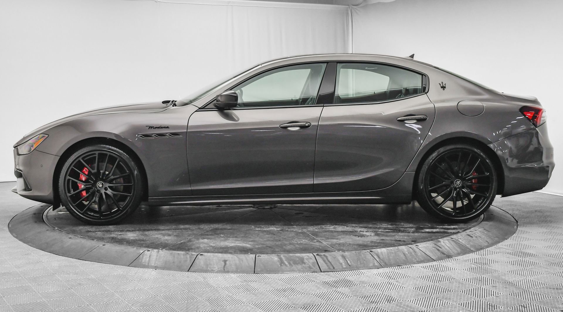 Used 2024 Maserati Ghibli Modena Ultima Q4 AWD/4WD image 4