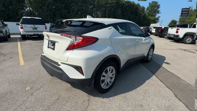 Used 2020 Toyota C-HR LE FWD image 8