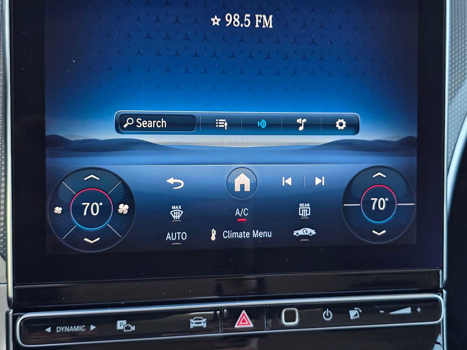 Used 2025 Mercedes-Benz CLE 300 4MATIC Cabriolet image 24