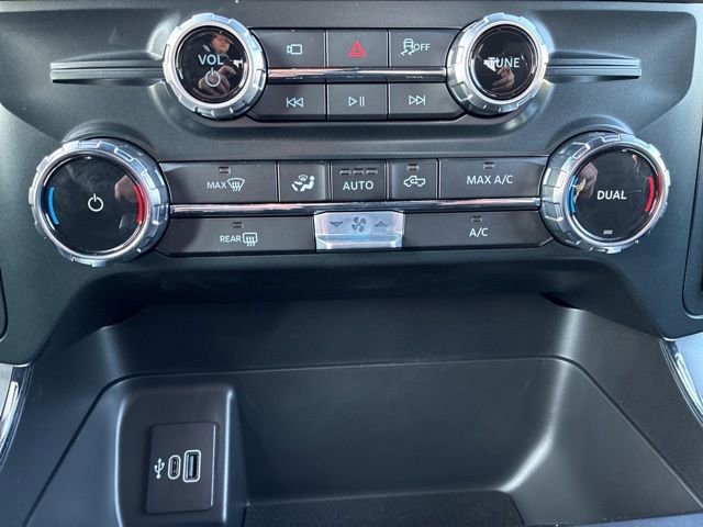 New 2025 Ford F150 XLT w/ Equipment Group 301A Standard image 37