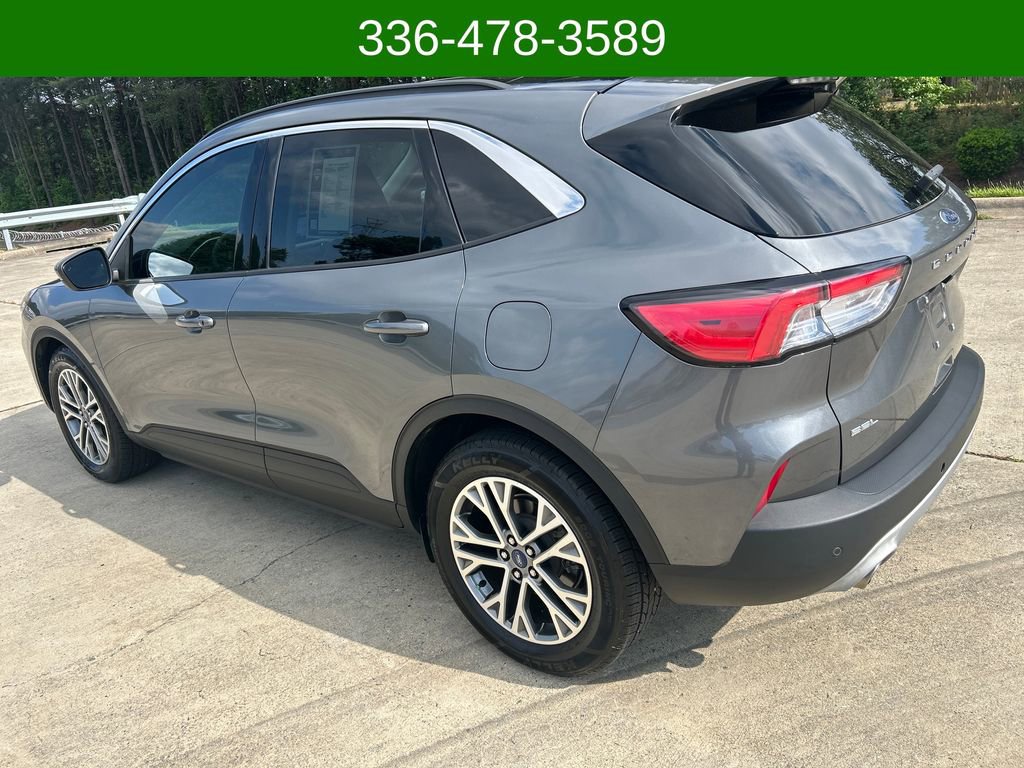 Used 2022 Ford Escape SEL w/ Technology Package FWD image 3