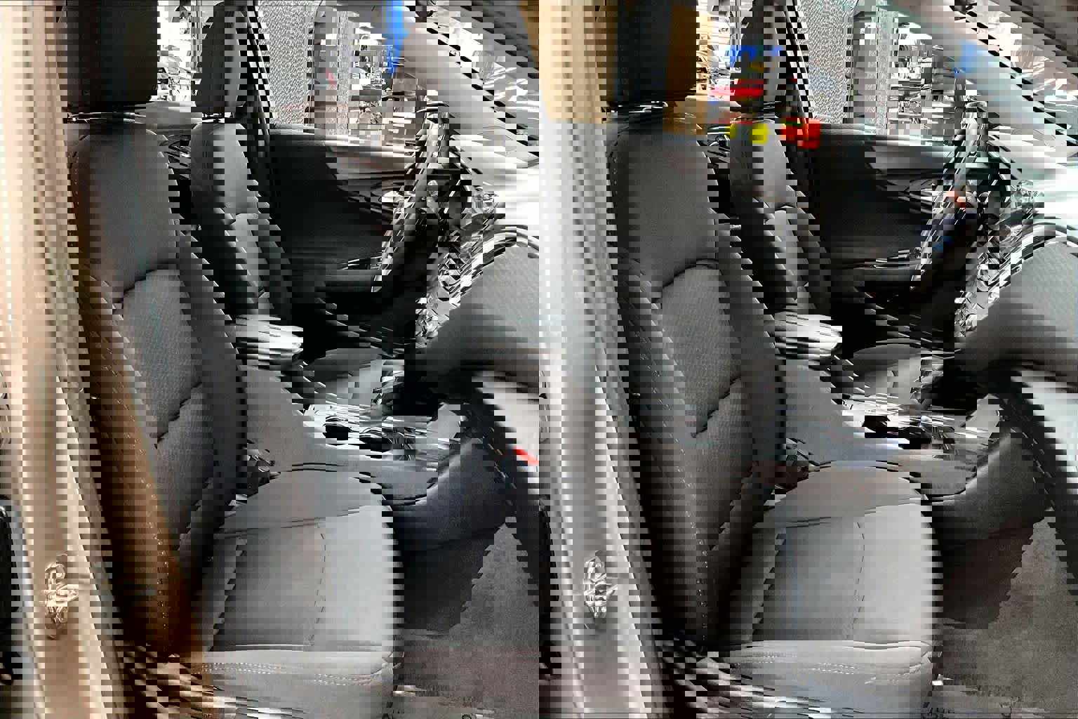 Used 2023 Chevrolet Malibu LT image 10