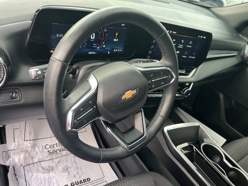 Used 2025 Chevrolet Equinox LT image 10