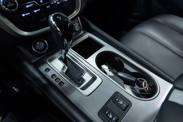 Used 2024 Nissan Murano SV AWD/4WD image 18