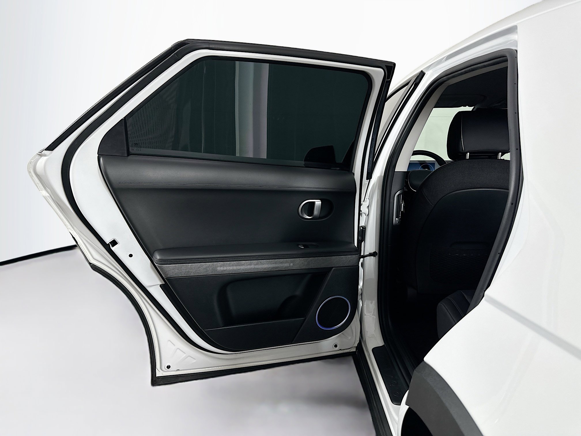 Used 2023 Hyundai Ioniq 5 SEL w/ Cargo Package image 26