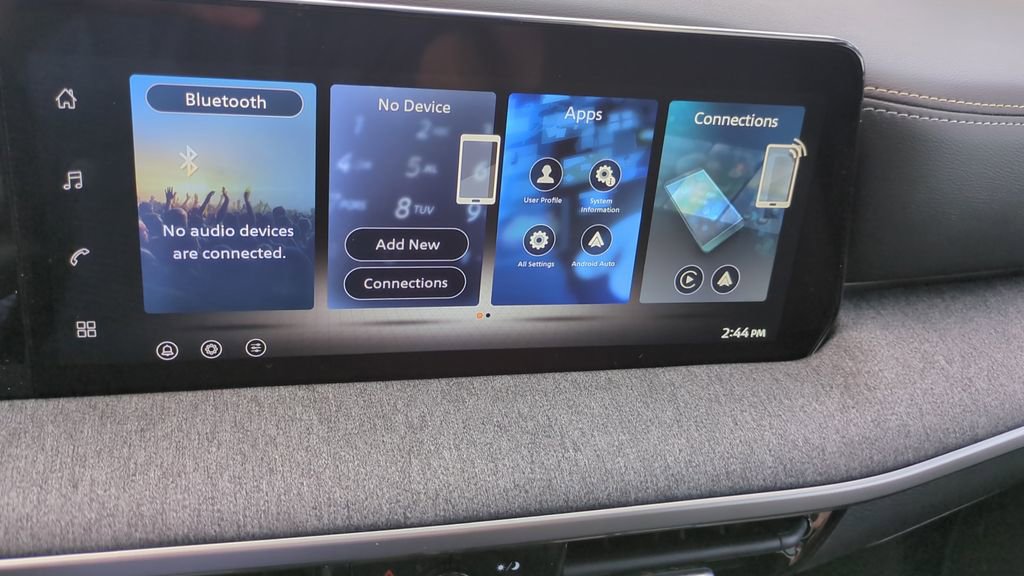 New 2026 Nissan Kicks SV w/ Cold Weather Package image 18