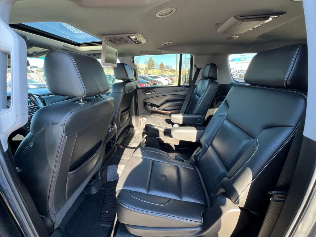 Used 2019 Chevrolet Suburban Premier image 20