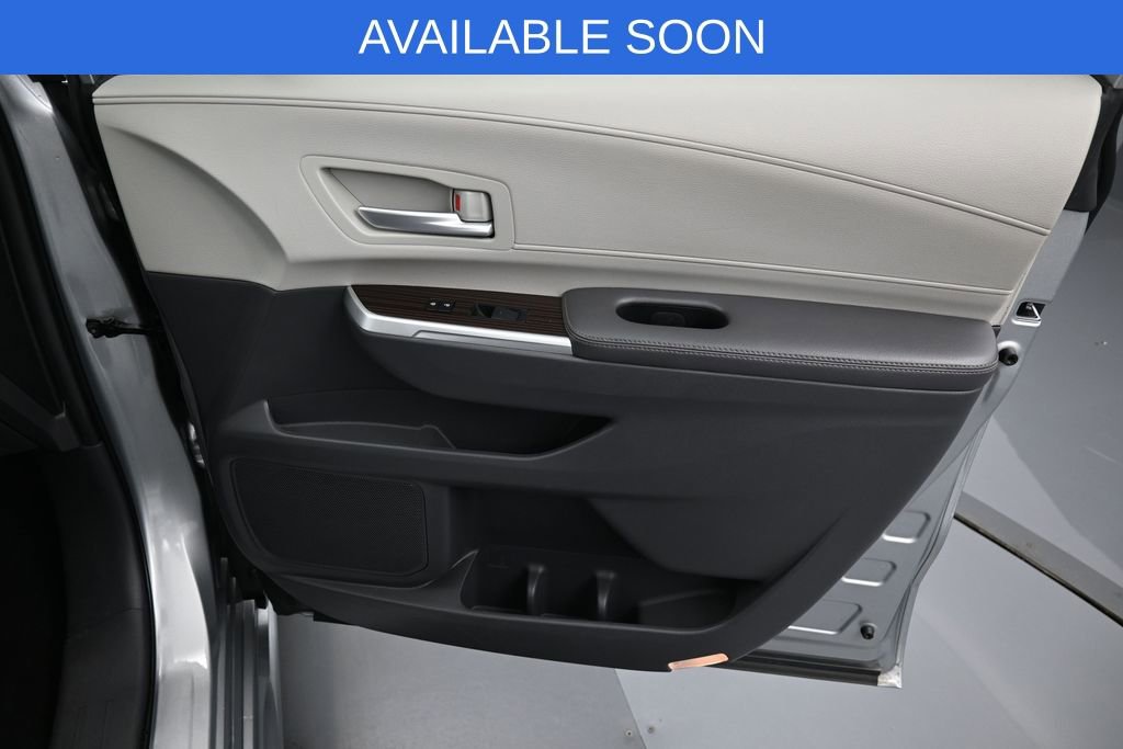 Certified 2021 Toyota Sienna XLE FWD image 35