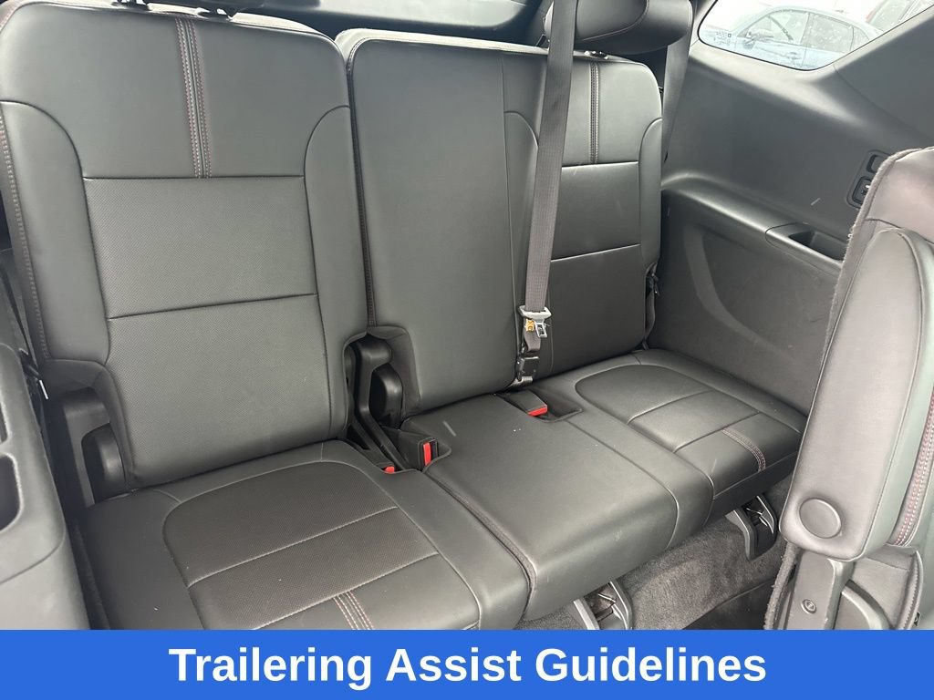 Used 2023 Chevrolet Traverse RS AWD/4WD image 21
