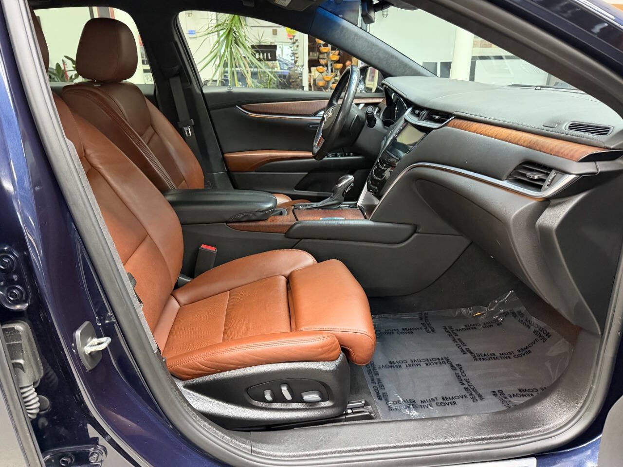 Used 2018 Cadillac XTS Premium Luxury AWD/4WD image 17