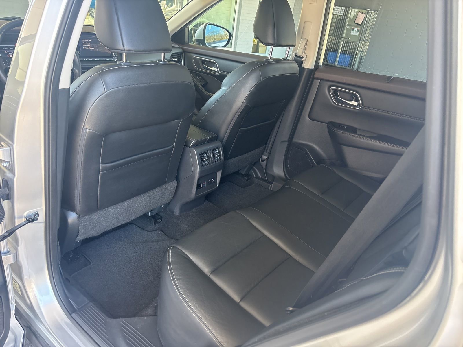 Used 2021 Nissan Rogue SL image 33
