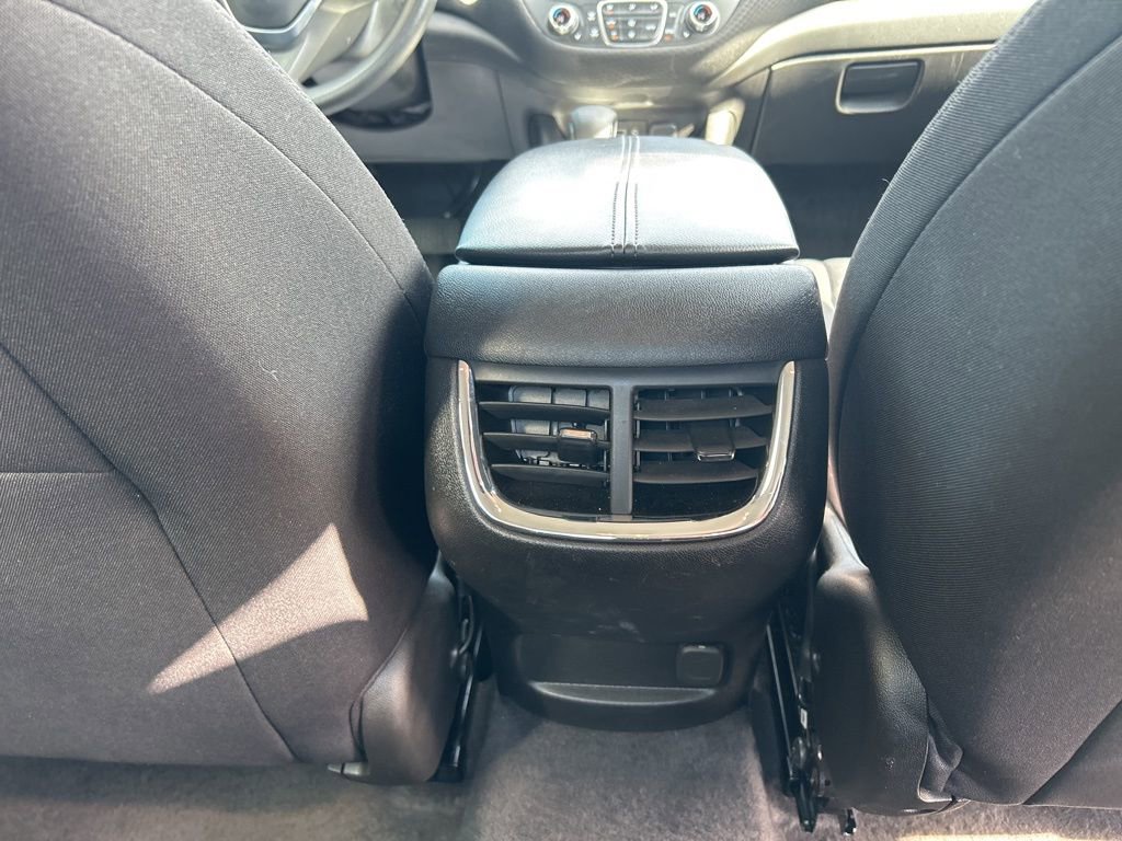 Used 2025 Chevrolet Malibu LT image 19