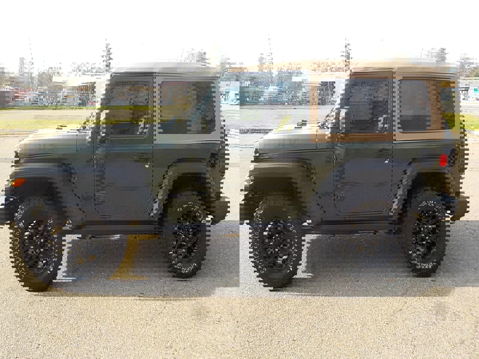 Used 2020 Jeep Wrangler Sport image 18