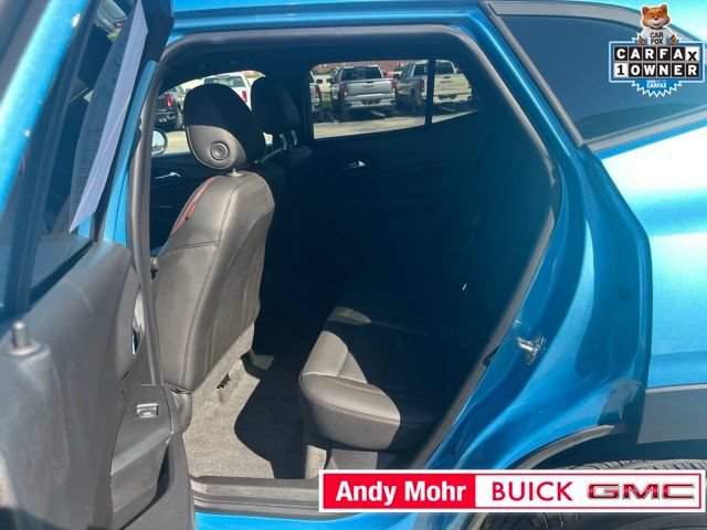 Used 2025 Chevrolet Trax RS w/ Driver Confidence Package FWD image 34