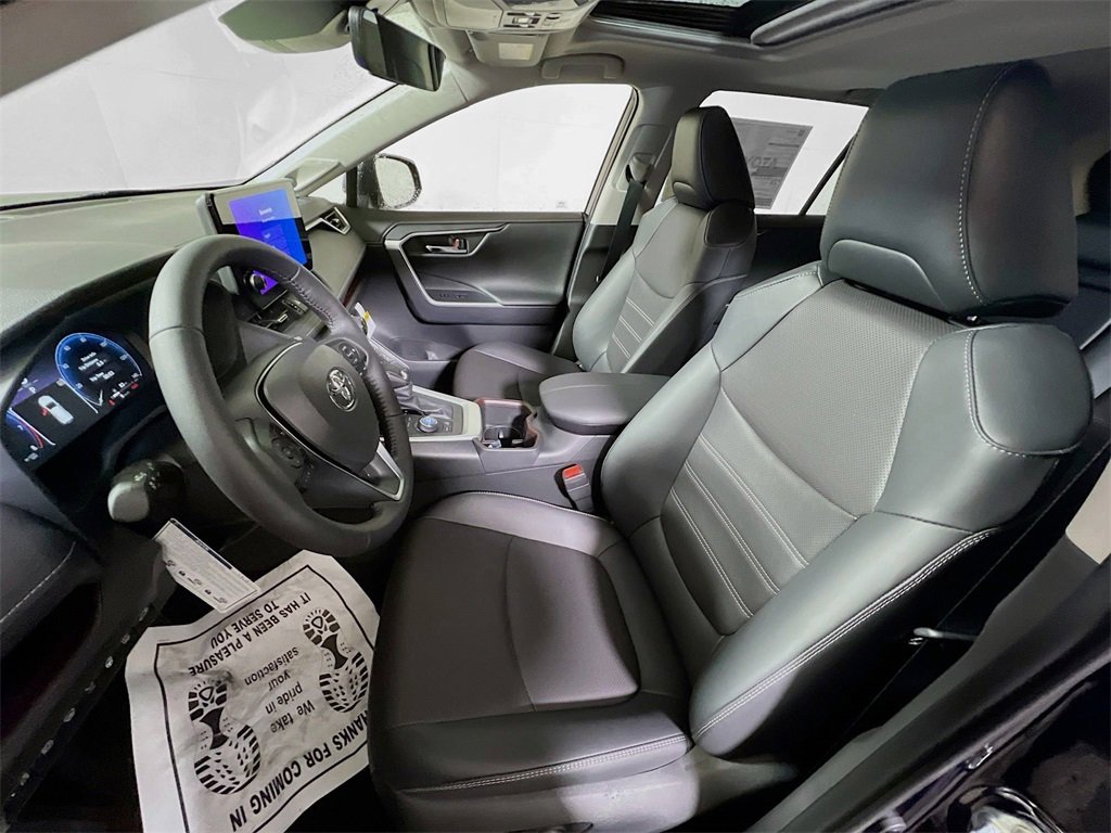Certified 2025 Toyota RAV4 Limited image 19