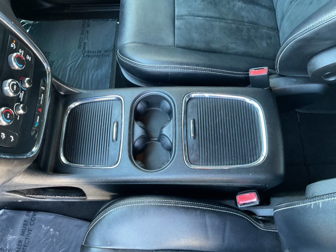 Used 2016 Dodge Grand Caravan SXT image 28