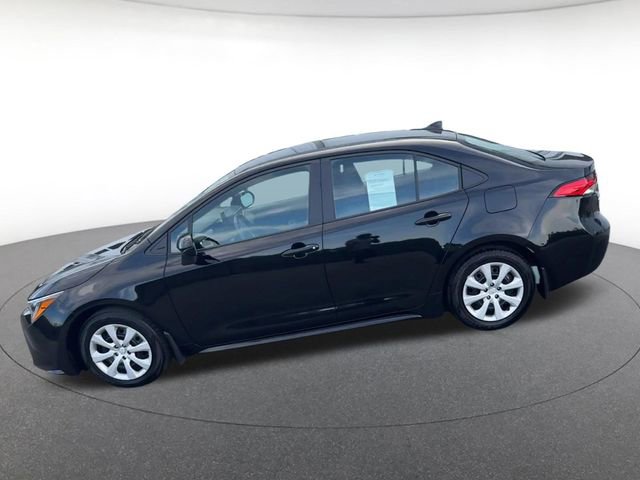 Used 2025 Toyota Corolla LE FWD image 9