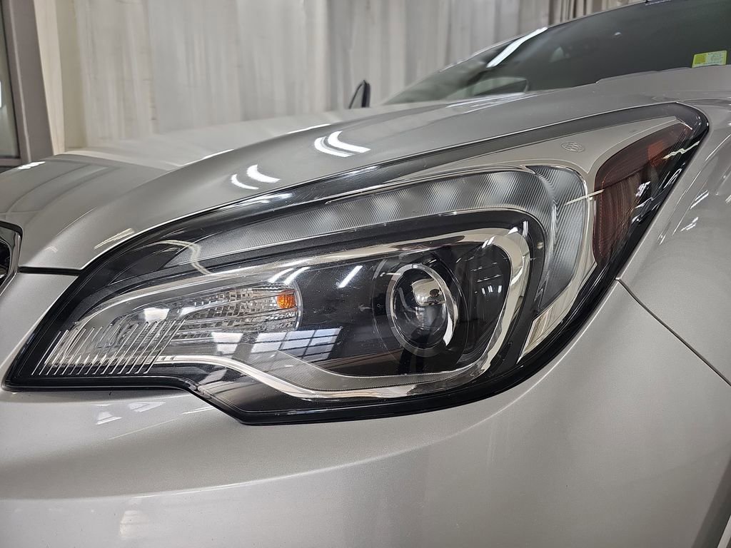 Used 2019 Buick Envision Preferred AWD/4WD image 36