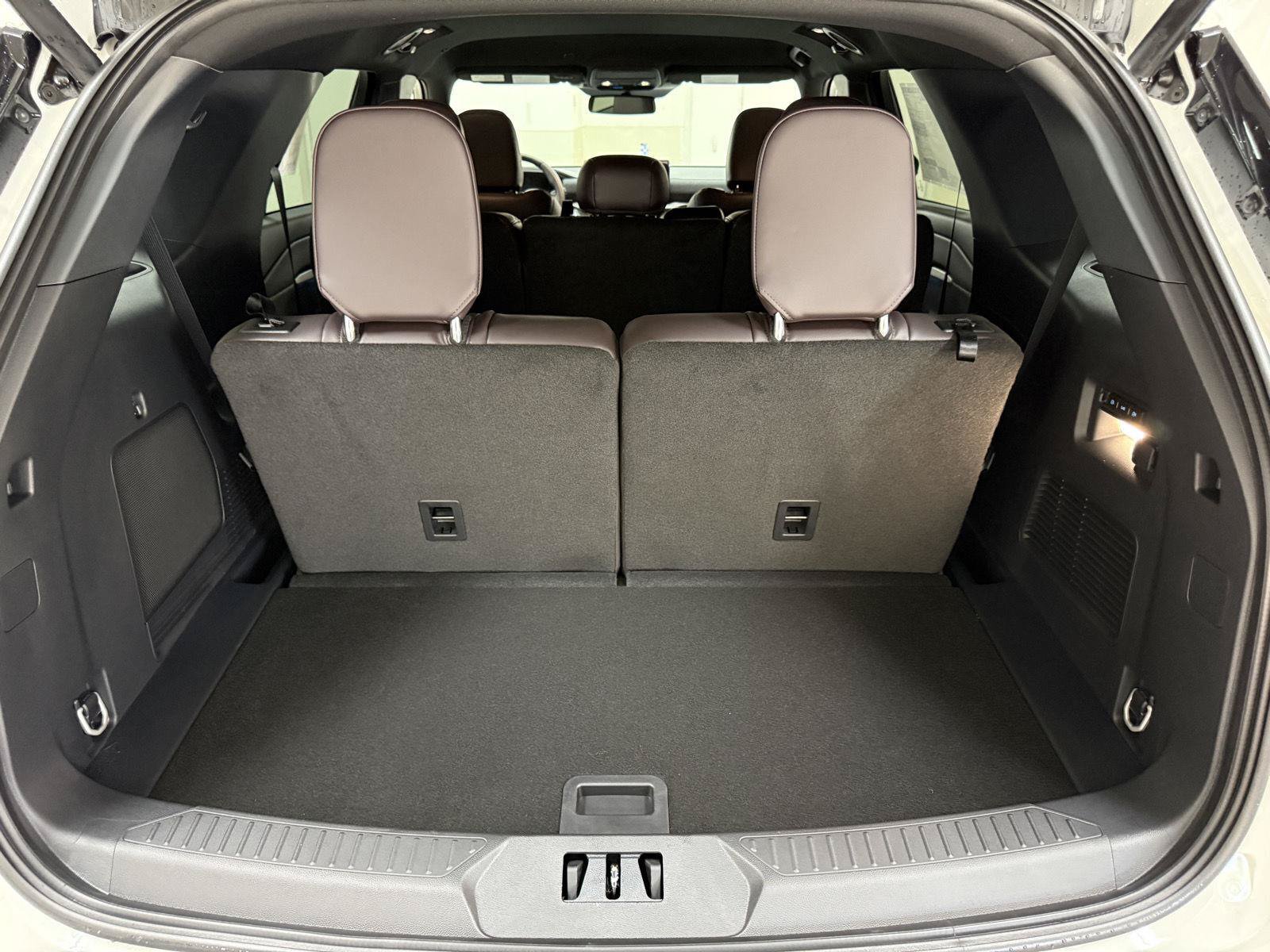 New 2026 Ford Explorer Platinum AWD/4WD image 28