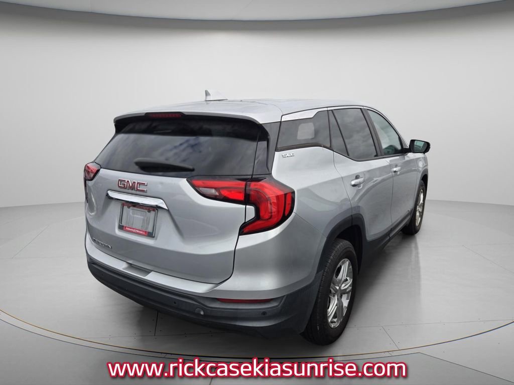 Used 2021 GMC Terrain SLE FWD image 6