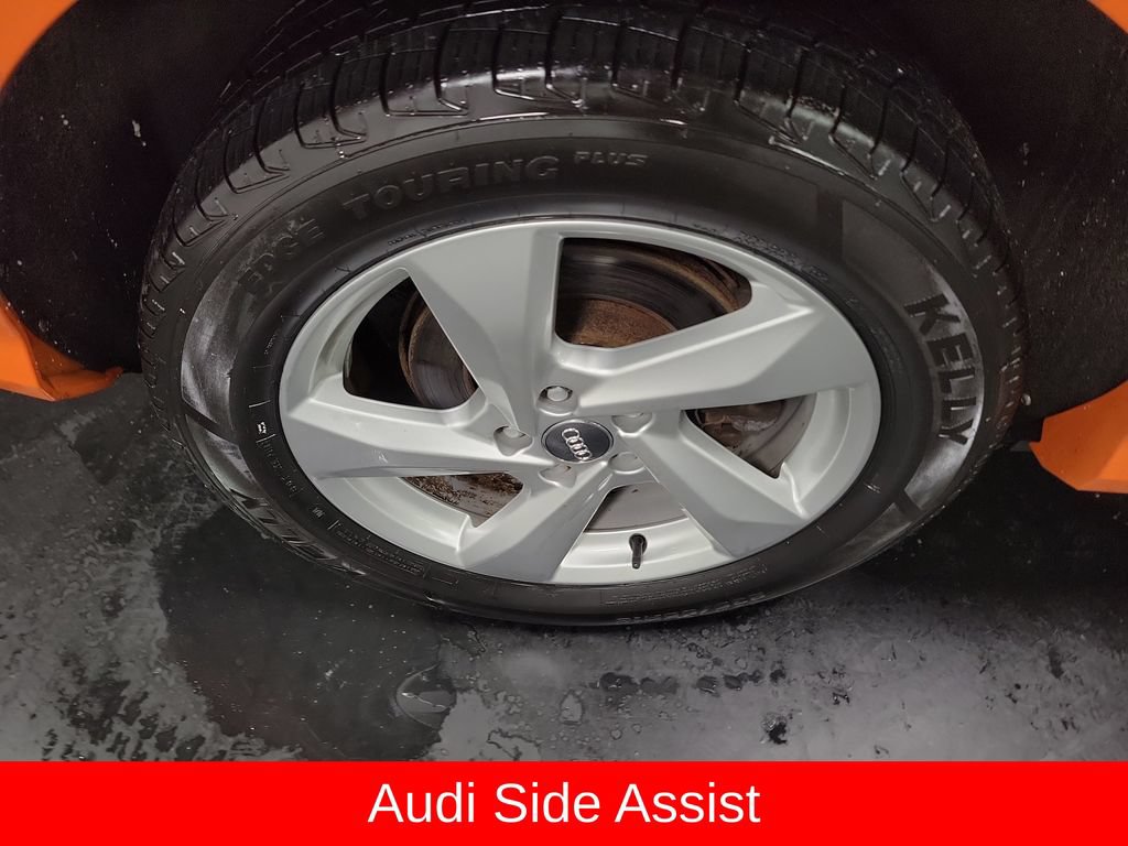 Used 2019 Audi Q3 2.0T Premium Plus w/ Premium Plus Package AWD/4WD image 12
