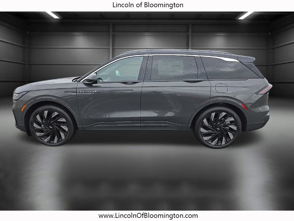 New 2024 Lincoln Nautilus Black Label w/ Jet Appearance Package (87T) image 11