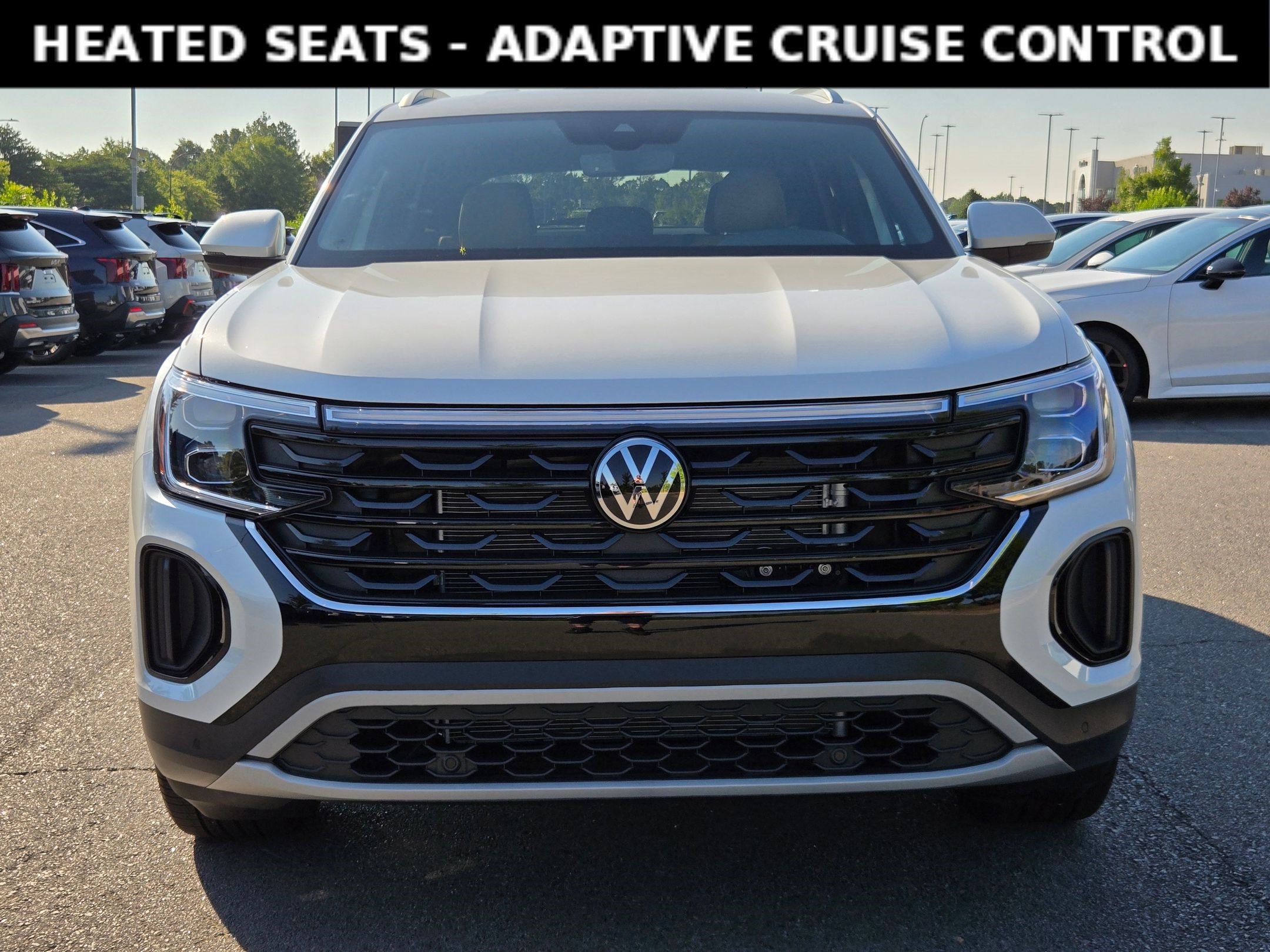 Used 2026 Volkswagen Atlas Cross Sport SE FWD image 2