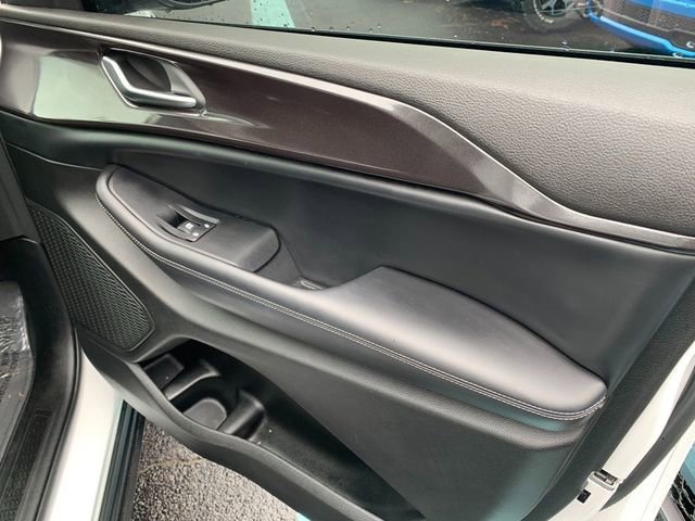 Used 2023 Jeep Grand Cherokee Altitude image 13